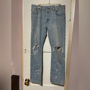 Levi’s Distressed Jeans